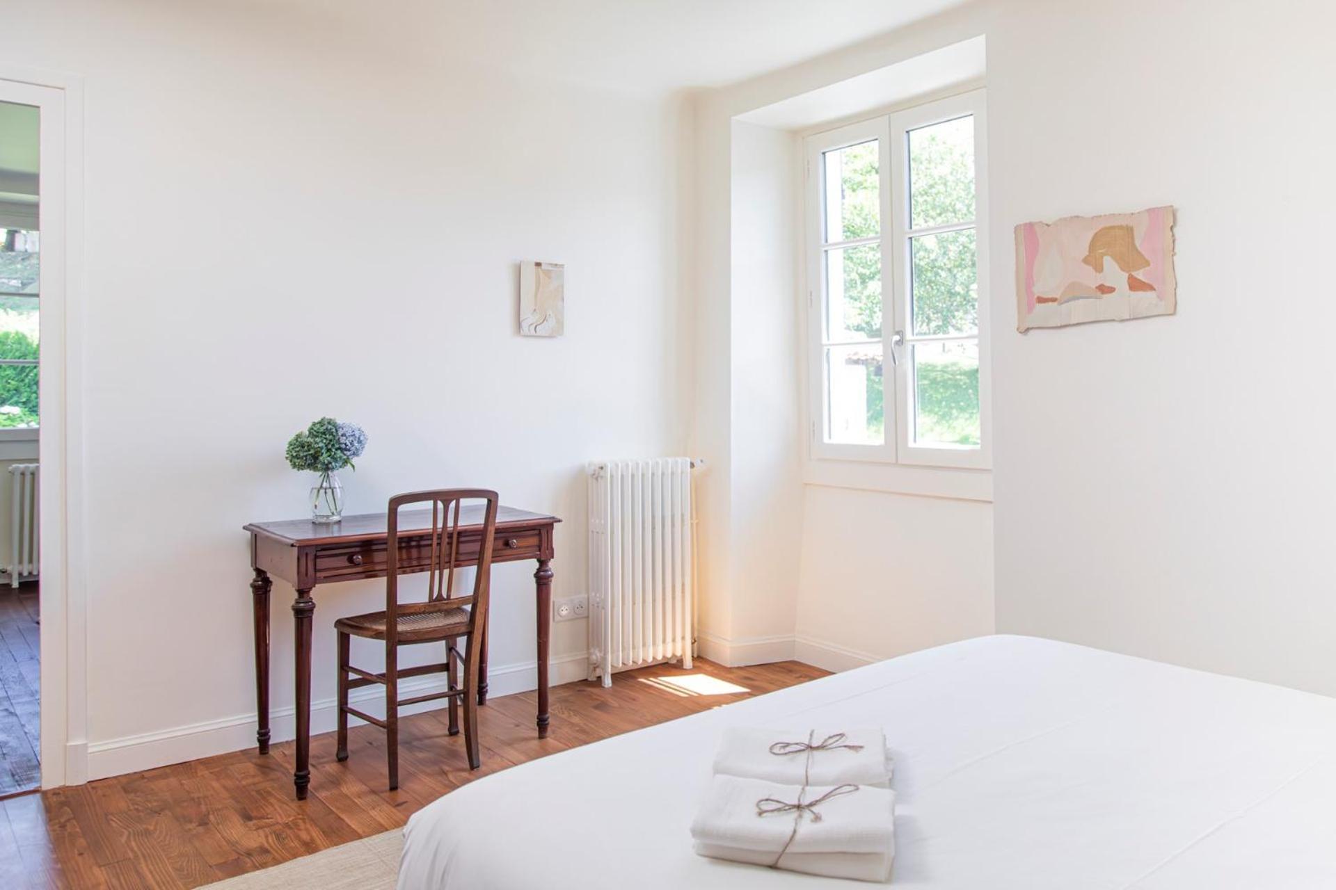 Maison Gamboia, Chambres D'Hotes Au Calme Avec Jardin Hasparren Bagian luar foto